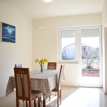 Apartment Mary Porat (Krk)