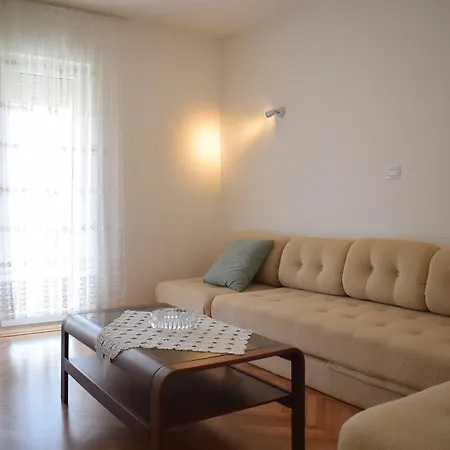 Mary Apartment
